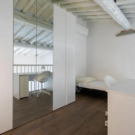 Indipendenza House By Mmega *