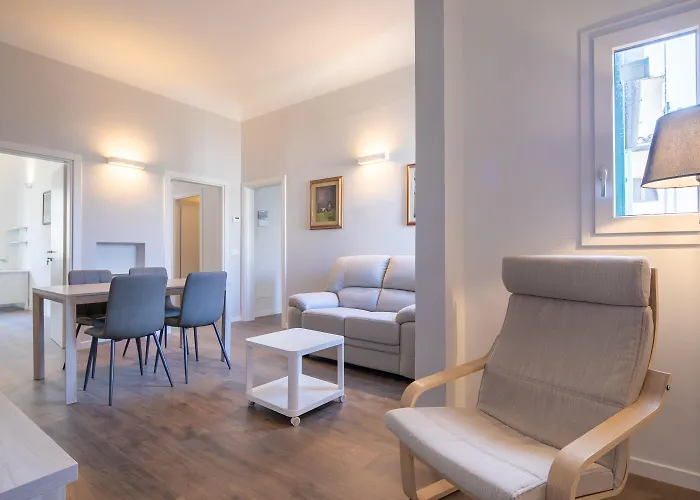 Indipendenza House By Mmega *